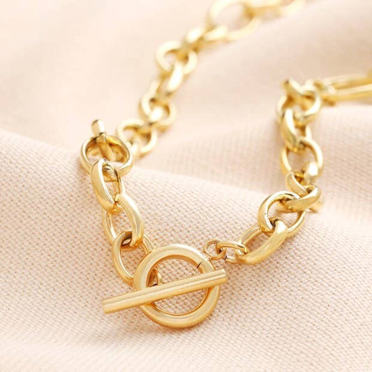 Stainless Steel T-Bar Oval Link Chain Necklace in Gold