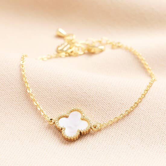 Shell Flower Charm Bracelet in Gold